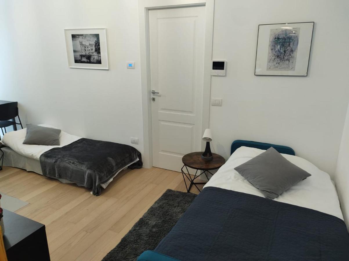 Boutique Apartments Cecilia Trieste Bagian luar foto