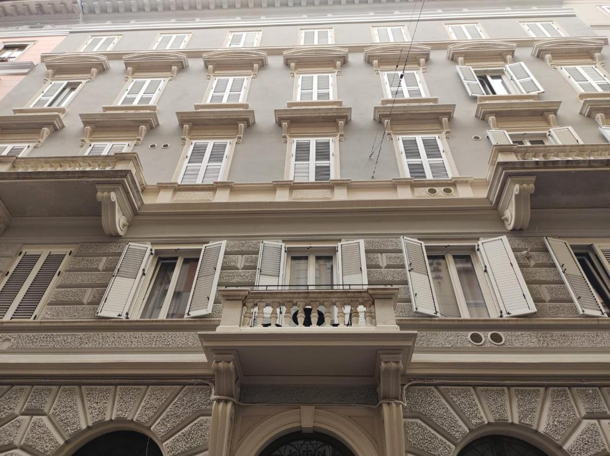 Boutique Apartments Cecilia Trieste Bagian luar foto