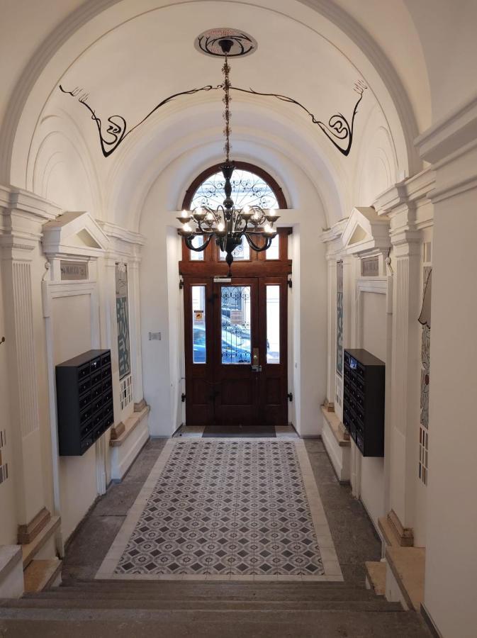 Boutique Apartments Cecilia Trieste Bagian luar foto